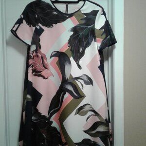 Beautiful staning dress Ted Baker  size meduim , new , not worn .